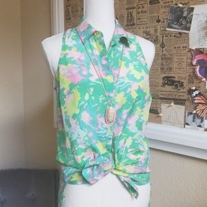 Ann Taylor Green Sleeveless Button-Down - 6